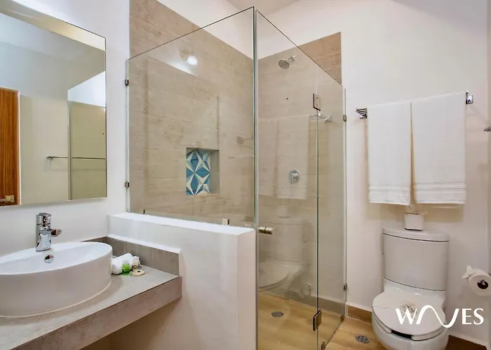 Villa 4 Bedroom Spacious Exclusive Townhouse With Private Rooftop And Pool Navio By Waves *