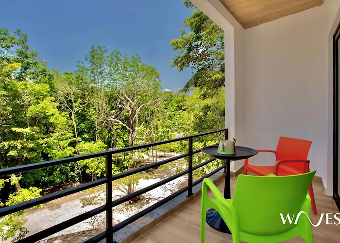 Villa 4 Bedroom Spacious Exclusive Townhouse With Private Rooftop And Pool Navio By Waves *