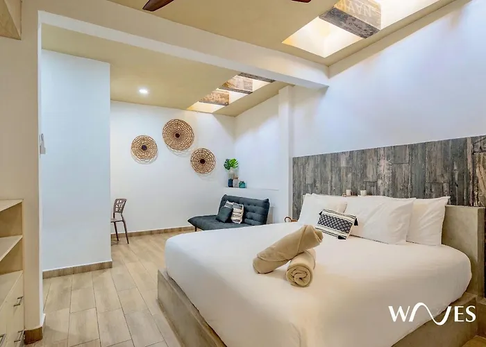 4 Bedroom Spacious Exclusive Townhouse With Private Rooftop And Pool Navio By Waves Villa *