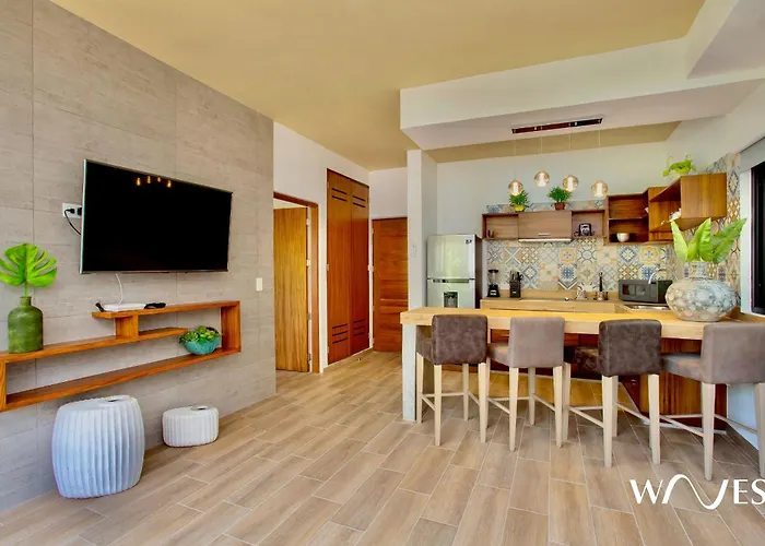 4 Bedroom Spacious Exclusive Townhouse With Private Rooftop And Pool Navio By Waves *