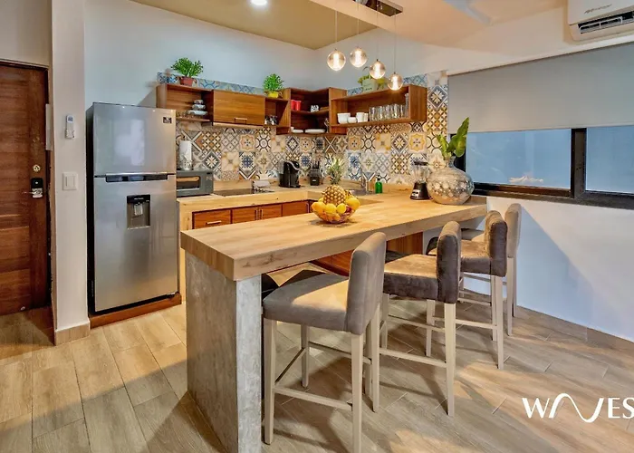 4 Bedroom Spacious Exclusive Townhouse With Private Rooftop And Pool Navio By Waves *